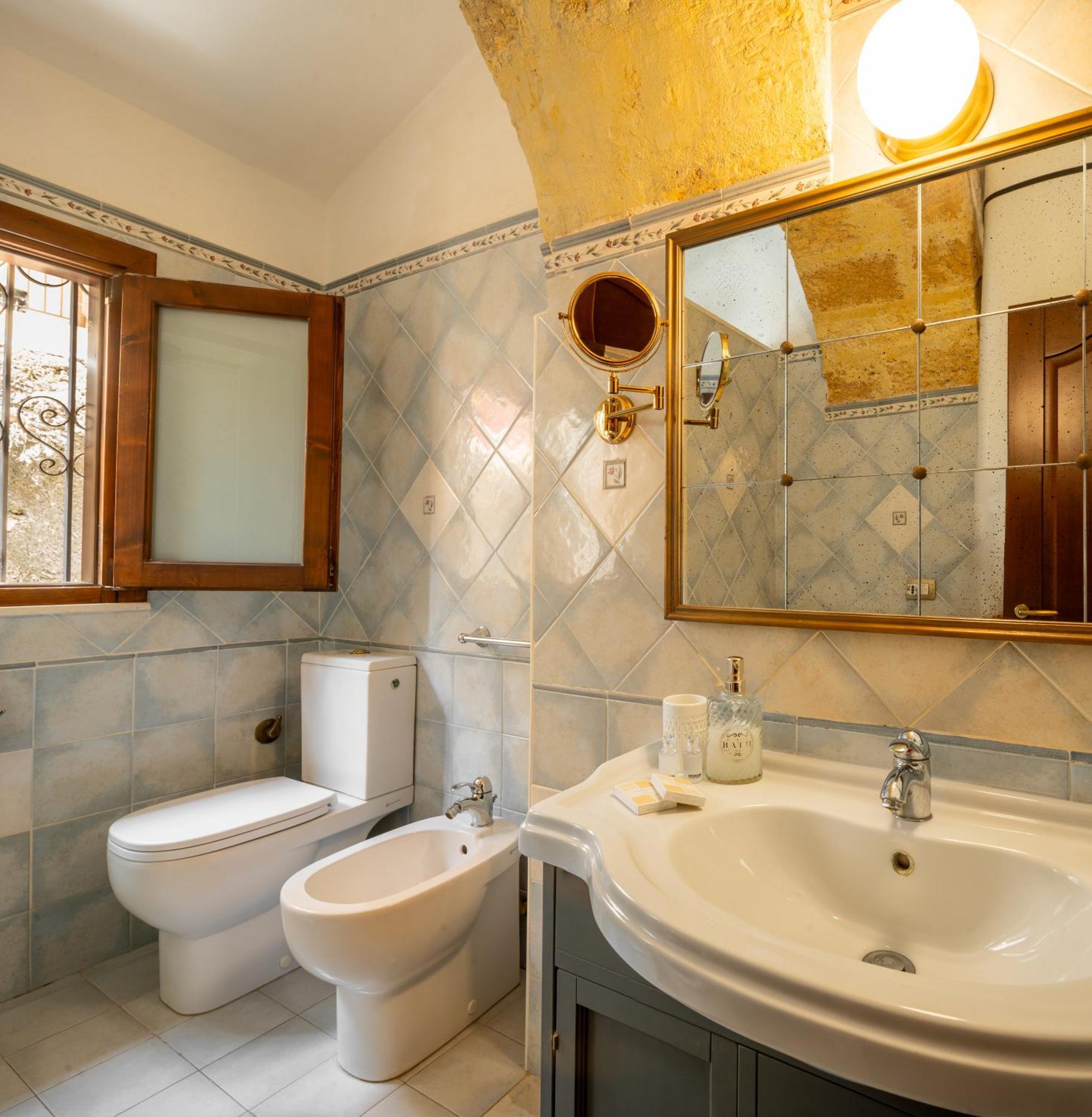 Il Nido Di Aretusa Apt By Addler House Ospitality Сиракуза Екстериор снимка